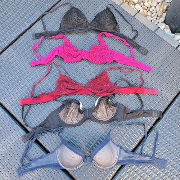 5 bra bundle, band approximately 25”, XS - Picture 2 of 2